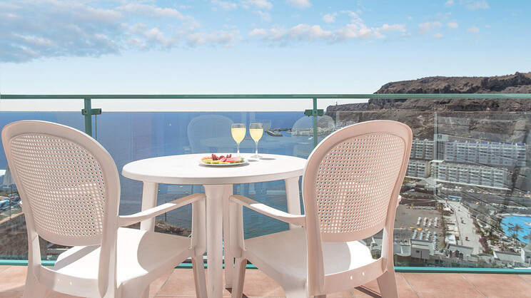 Mogan Princess and Beach Club